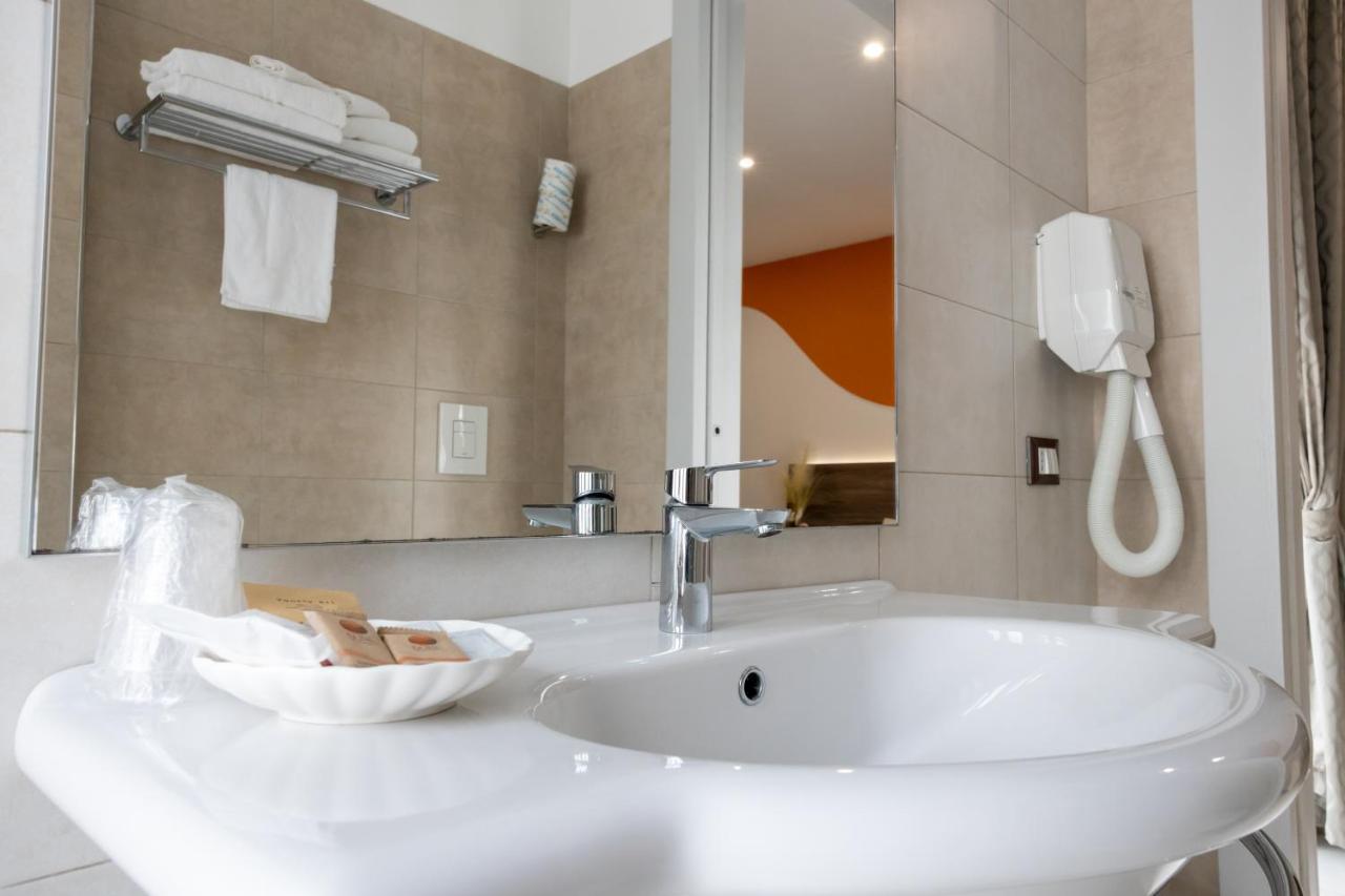 Mary VI Rooms Пескичи Экстерьер фото