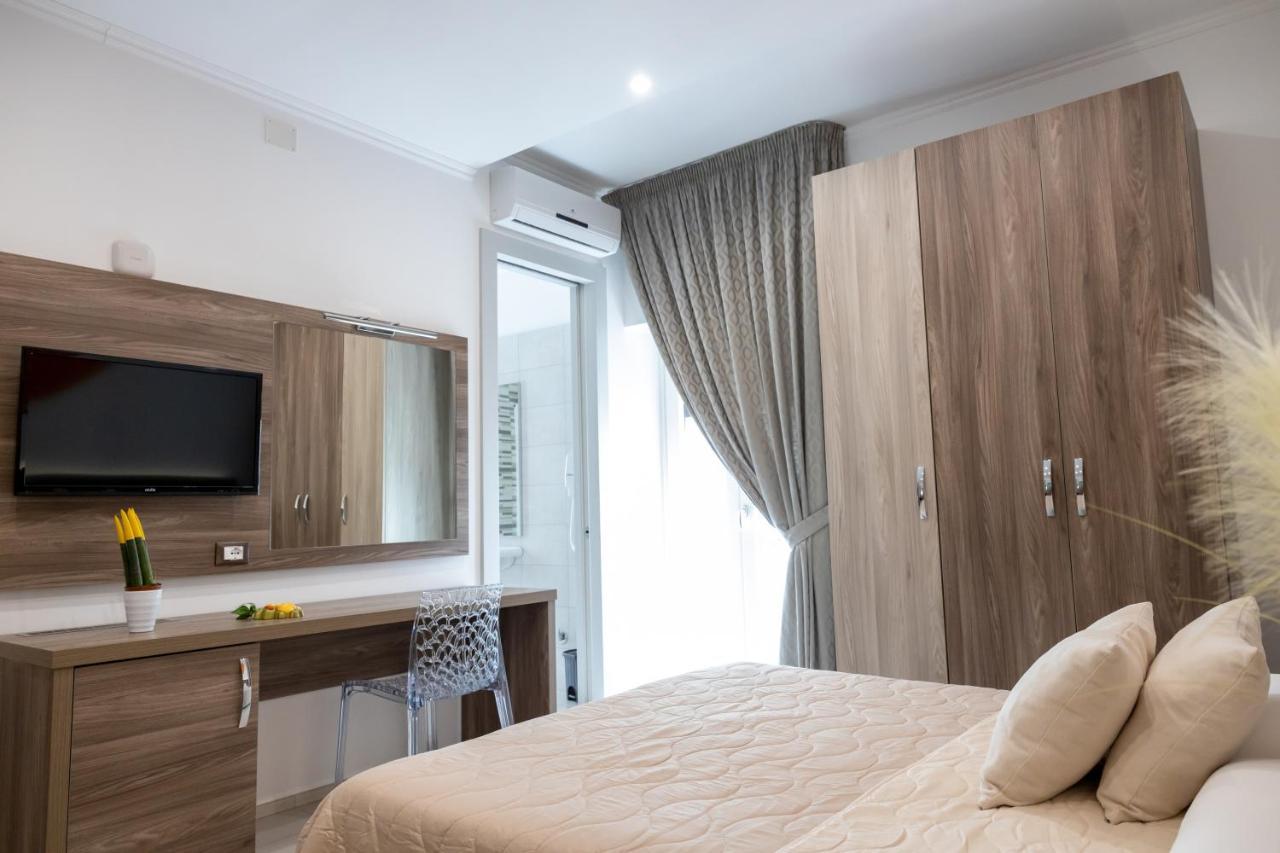Mary VI Rooms Пескичи Экстерьер фото